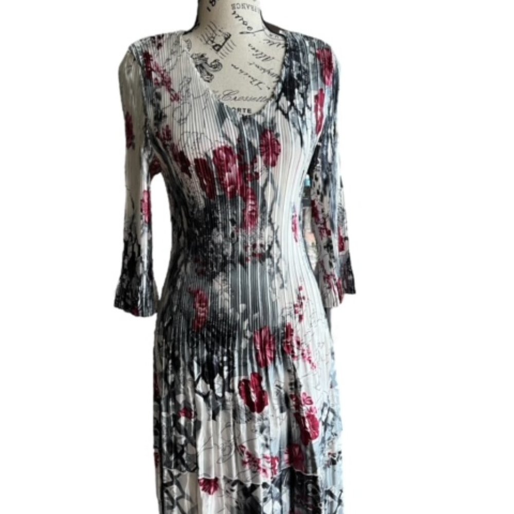 Mini Pleats Dress